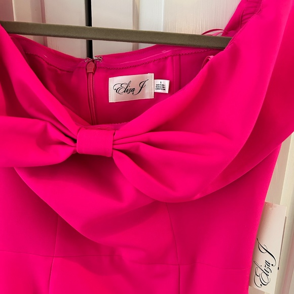 evening dress - Picture 2 of 4